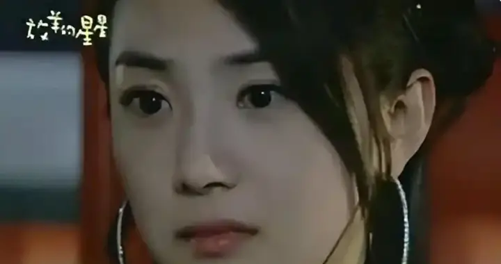 她曾是台偶第一女主，却因恋爱脑事业尽毁，与公公亲密照震惊网友