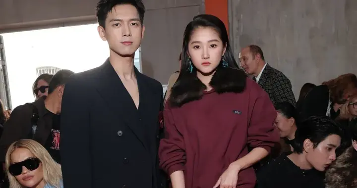 好多丑衣服！海外大牌时装周集体翻车，中日韩明星一个比一个显土