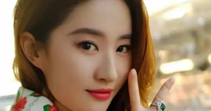 质感女神壁纸｜刘亦菲002辑