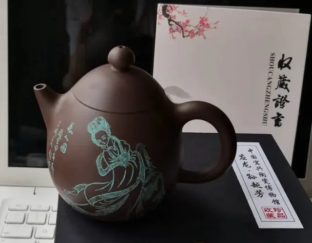 七言诗?品茗首推紫砂壶