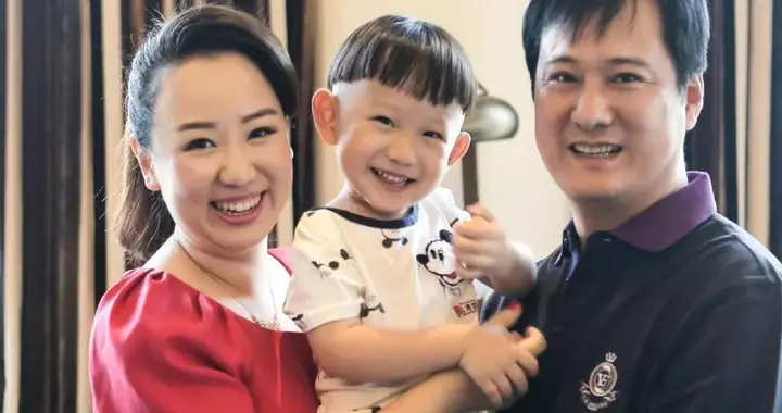 关凌：嫁大17岁丈夫，儿子叫姬关枪，女儿叫姬关花