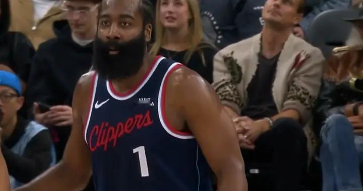 轻取奇才！小卡7记三分轰33分 哈登22+5+8 奇兵7中7 快船13战11胜