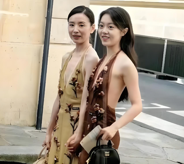 好家伙！44岁董洁给22岁赵今麦演妈，比女主还美，真让人羡慕