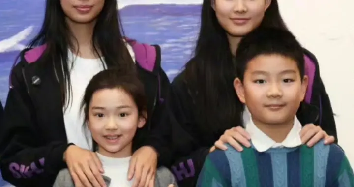 董璇关悦两家相聚，4个孩子同框，佟大为女儿已经逼近一米八