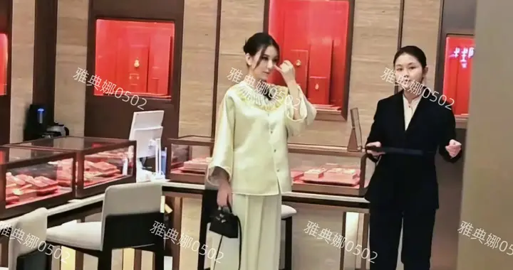 方媛虽然是天王嫂，但本人明显没有照片好看个子不高气质也不太行