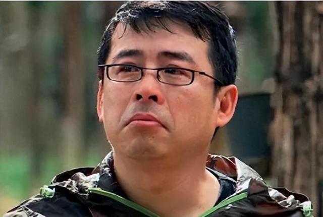 曾要求中国给全世界道歉，被封杀的央视名嘴阿丘，如今怎么样了？