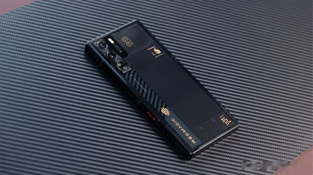 预算4000元买哪款手机？这三款顶级的配置颜值也高，闭眼入不会错