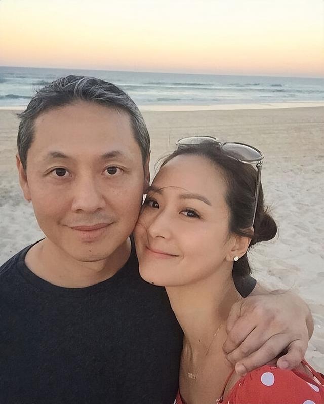 13岁时被富豪狂追了六年，长了一张旺夫脸，当初一晚狂赚了13亿