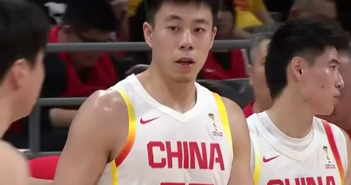 二番战韩国，压缩周琦上场时间，想要赢球，用对胡明轩是关键