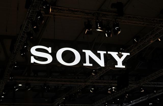 索尼PS推出Project Defiant控制器：专为格斗游戏打造