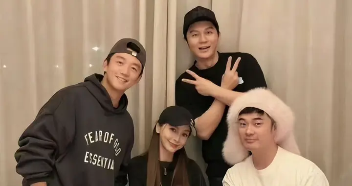 李晨晒初代跑男聚餐照！Baby重回C位，郑恺陈赫终于不避嫌了