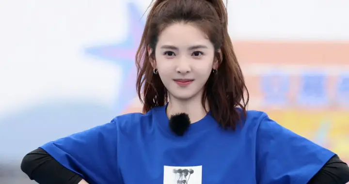 章若楠的美貌，真的是干干净净的漂亮