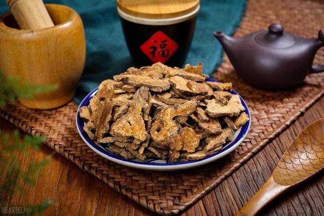 脾胃 减肥不难！两味药当茶喝，脾胃好了，人就瘦了