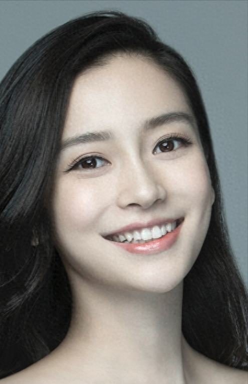 叶柯上蹿下跳的时候，baby已经官宣了新身份，网友：恭喜成功翻身