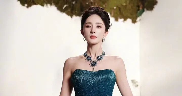 明星高清写真鉴赏｜杨幂