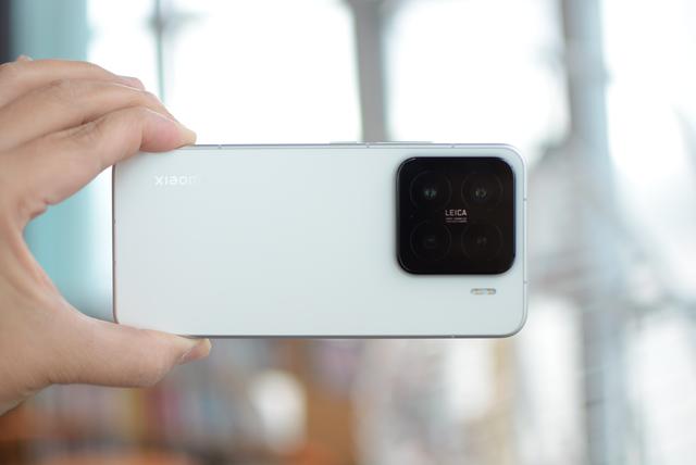 隔代升级更香！小米16迎来更多爆料，小米15还值得买吗？