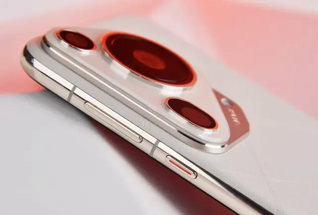 华为刚公布的新机，从性能到颜值，花粉直呼太香了