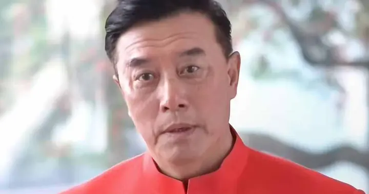 赵云扮演者称何晴患脑瘤还中风 患癌末期无法行走 只有保姆推她进出