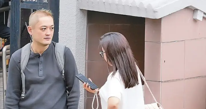 施明离世俩儿子关系仍难和解，长子独自操办丧礼，拒绝弟媳入灵堂