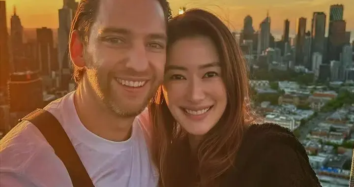 谢婷婷携夫带娃回港！混血儿子大眼翘鼻，频繁返港被疑谢家生变故