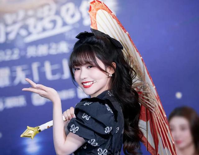 赖美云|明星时尚高清美图赖美云