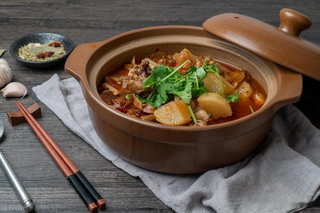 “肺气强，免疫强”，秋季多吃这几种肺部清道夫食物，养肺润肺