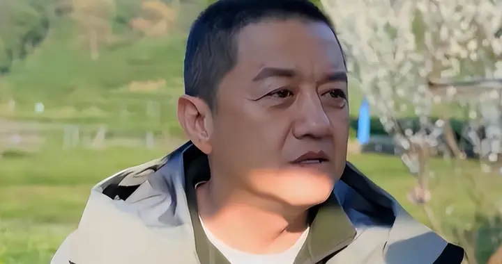 捐款仅仅3天，官媒却对李亚鹏用了特殊称呼，没给他留下一丝体面