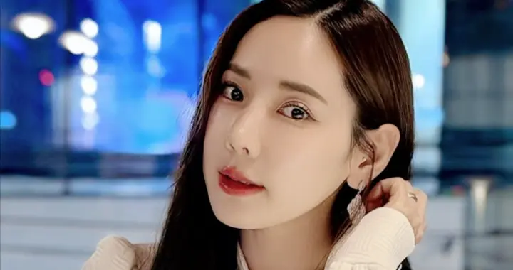 韩国女星43岁想要孩子，丈夫却回“5年后再说”，她用一句话怒怼