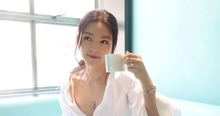 前TVB花旦开口想复出拍剧，与前夫离婚后称专注工作：感情事随缘