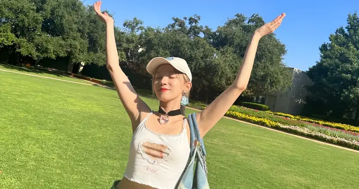 宋雨琦性感露脐装美图