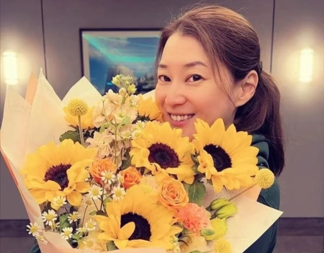 她的豪宅让赌王三太都羡慕！出轨后嫁隐形富豪，47岁活成人生赢家