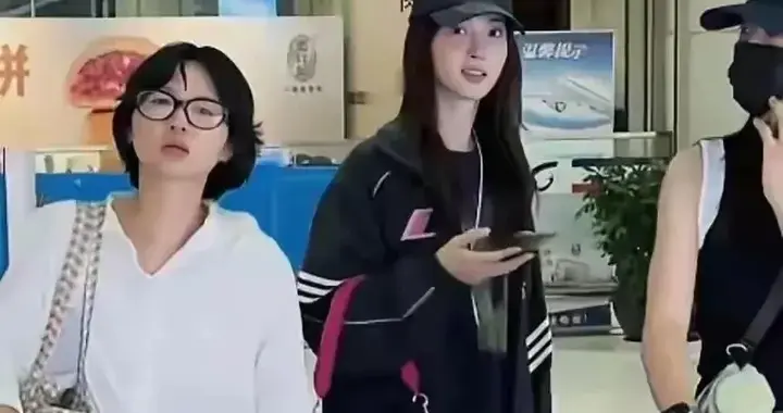 金晨现身丽江，嘴鼻不歪脸变圆，颜值回春像换了张脸！