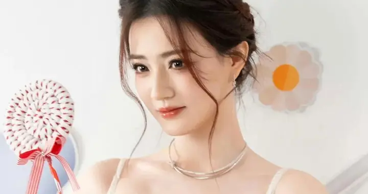 徐璐。看美女，心情好