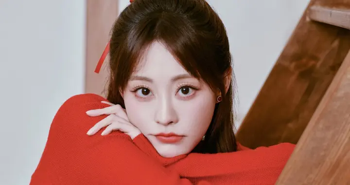 祝绪丹春节造型：甜美灵动的小姐姐！