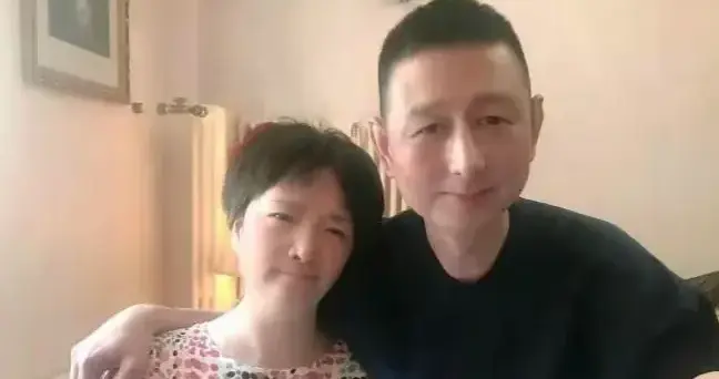 何晴患癌住院照曝光！面容憔悴浮肿严重，好友透露其生前最大遗憾