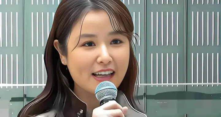 49岁林心如增肥后美得更高级，穿西装+阔腿裤好富贵，差点认不出