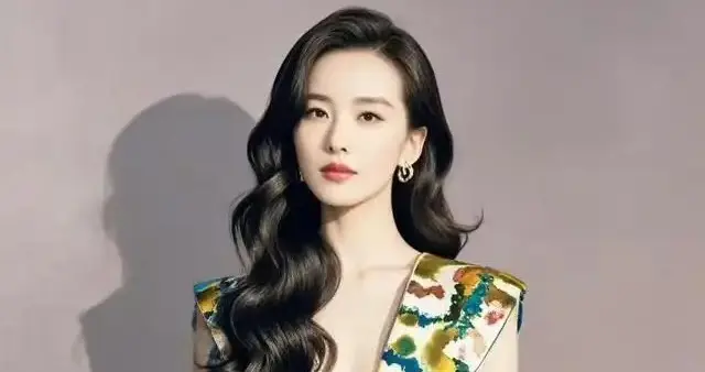 刘诗诗｜听说这是刘诗诗最惊艳的几张照片，你也这么觉得吗？