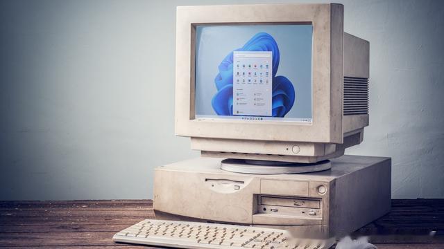 大限将至，如何在不兼容的老电脑上安装Windows 11？