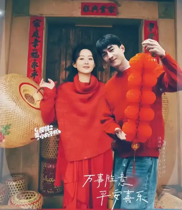 赵丽颖林更新：暗戳戳的糖，不藏了，没有官宣，胜似官宣，太甜了