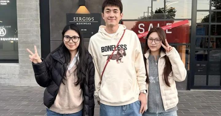 好男大！林更新新西兰被偶遇，造型看着年纪好小，真像男大学生呀