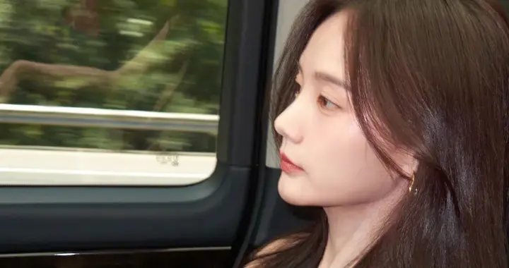 李一桐，活力美图