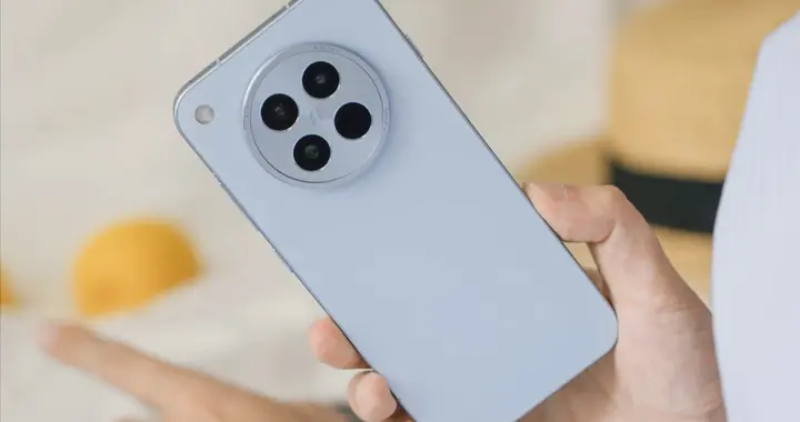 OPPO不要高利潤！天璣9400+旗艦跌至2899元，超窄直屏+120倍變焦