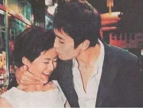 李小冉|谢娜从“香饽饽”沦为“万人嫌”，刘烨给了启示，李小冉给了答案