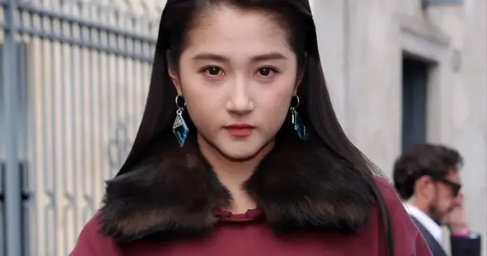 米兰第三弹，关晓彤老年装，陈梦生图无瑕疵，袁娅维上裹下露好御