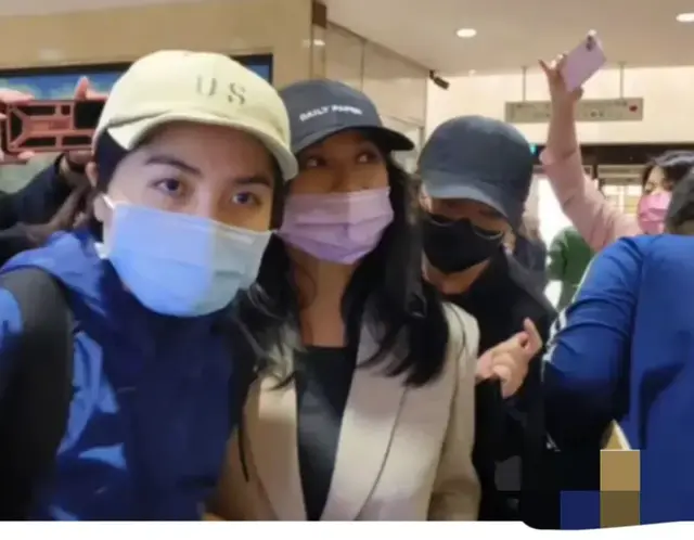 詹雯婷现身法院！被起诉涉嫌诬告，飞儿乐团三人“合体”太离谱