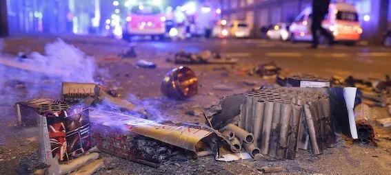 新年狂欢闹大了，警方和消防部门要求配置摄像头监控