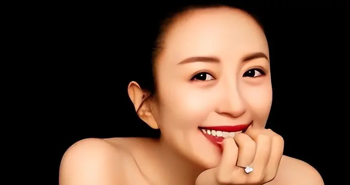 曾经的央视最美主持，却在拍戏时怀孕，今孩子已16岁生父依然成谜