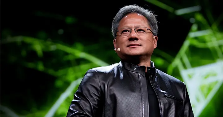 黄仁勋盛赞中国：拥有全球50% AI研究员 创建了DS/Qwen