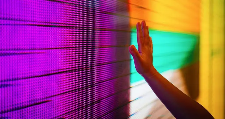 惠科發布全球首款RGB Mini LED顯示器