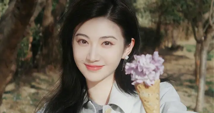 景甜，来自春天的分享～